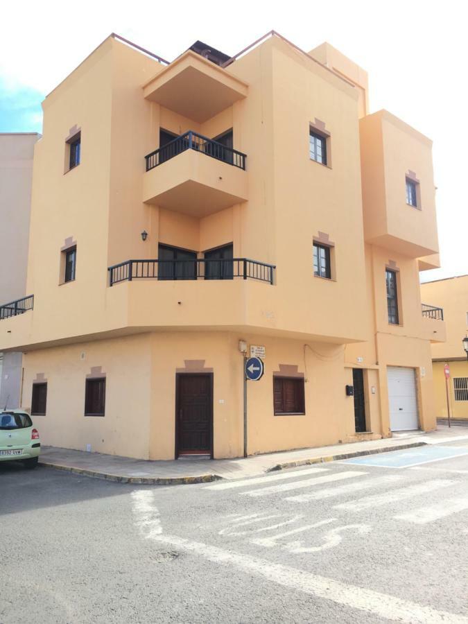 Calle Eusebio Carballo Estevez Corralejo Ngoại thất bức ảnh